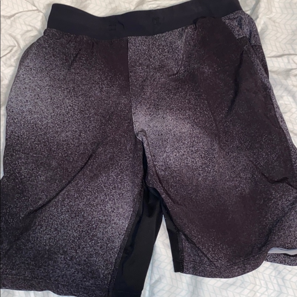 Lululemon 9in Shorts